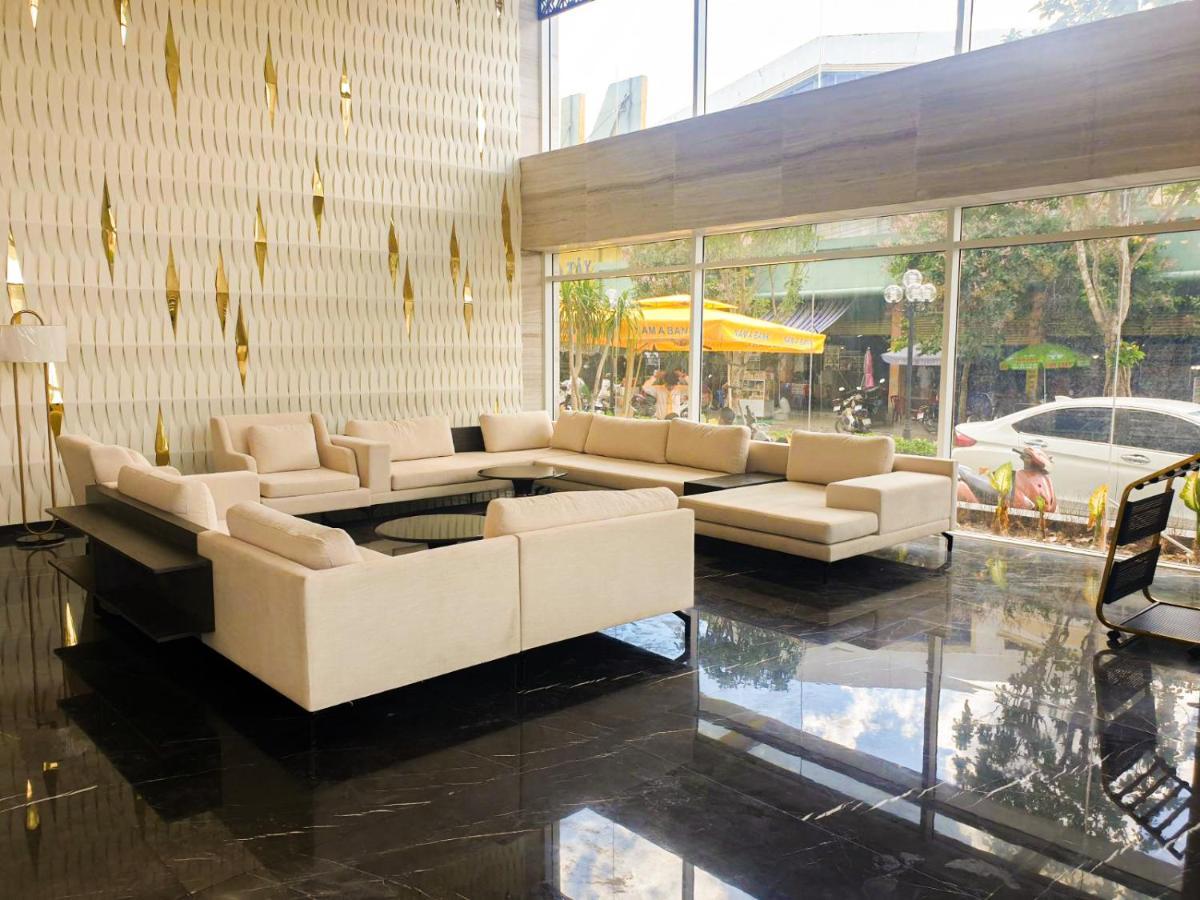 Diamond Stars Ben Tre Hotel Exteriör bild Lobby